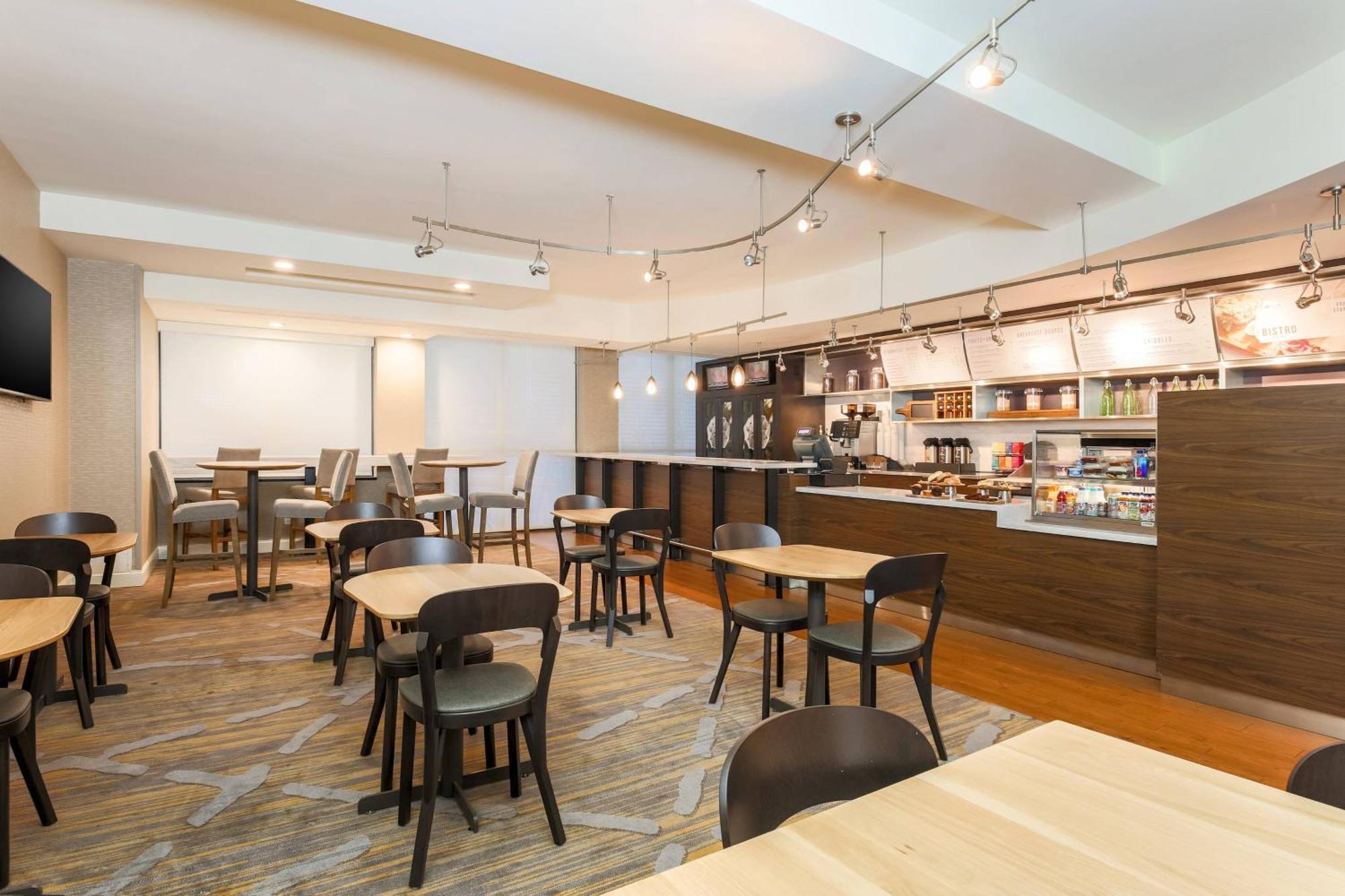 Courtyard By Marriott Pittsburgh Downtown Hotel Buitenkant foto