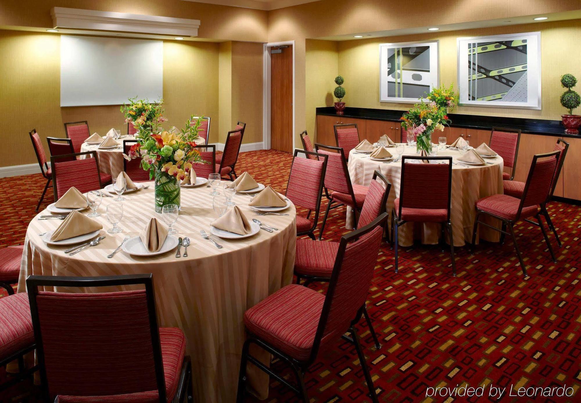 Courtyard By Marriott Pittsburgh Downtown Hotel Buitenkant foto