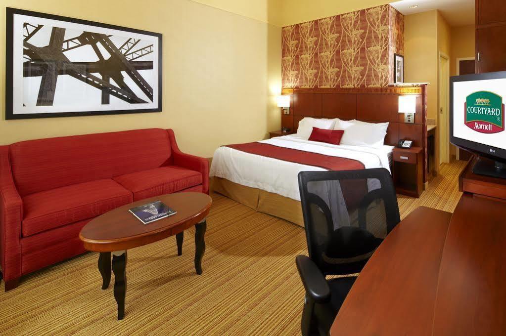 Courtyard By Marriott Pittsburgh Downtown Hotel Buitenkant foto